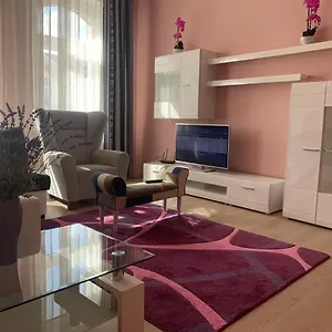 Zeyerova4 , Karlovy Vary Česká republika